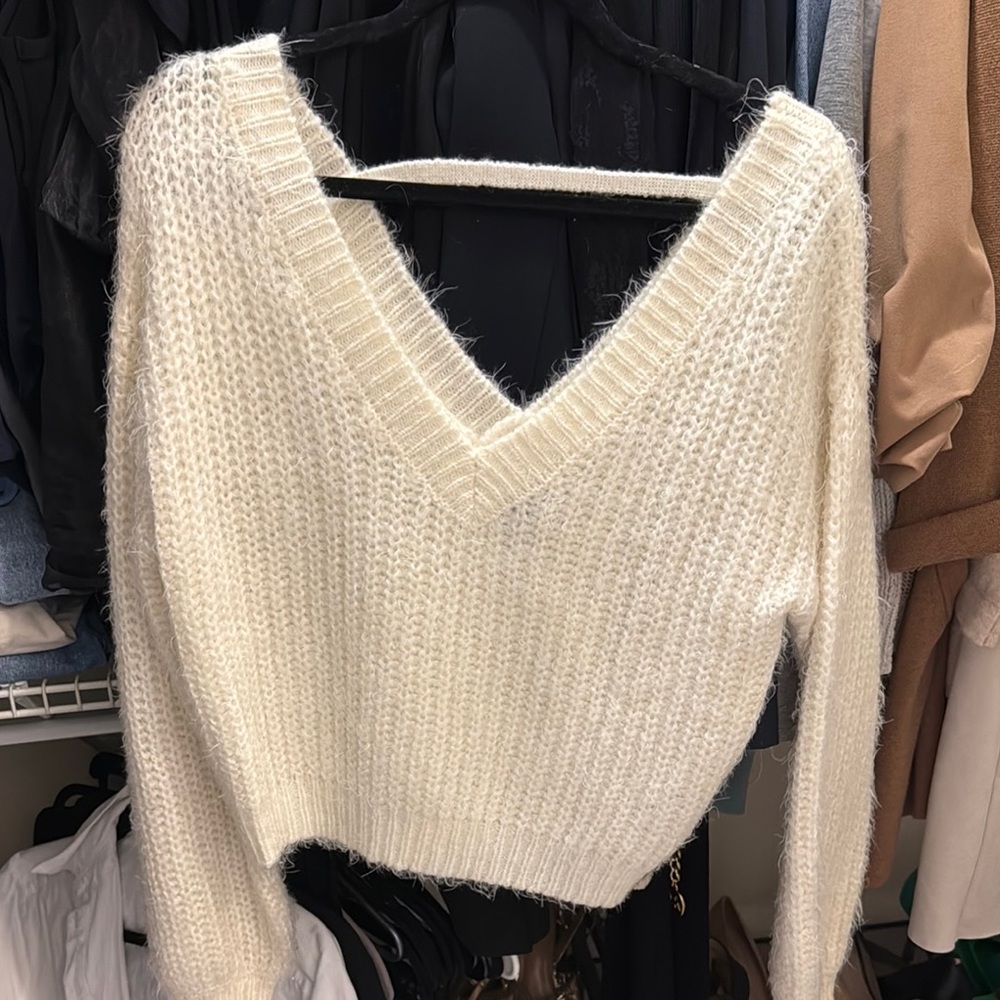 Forever 21 Cropped Cozy White Knit Sweater